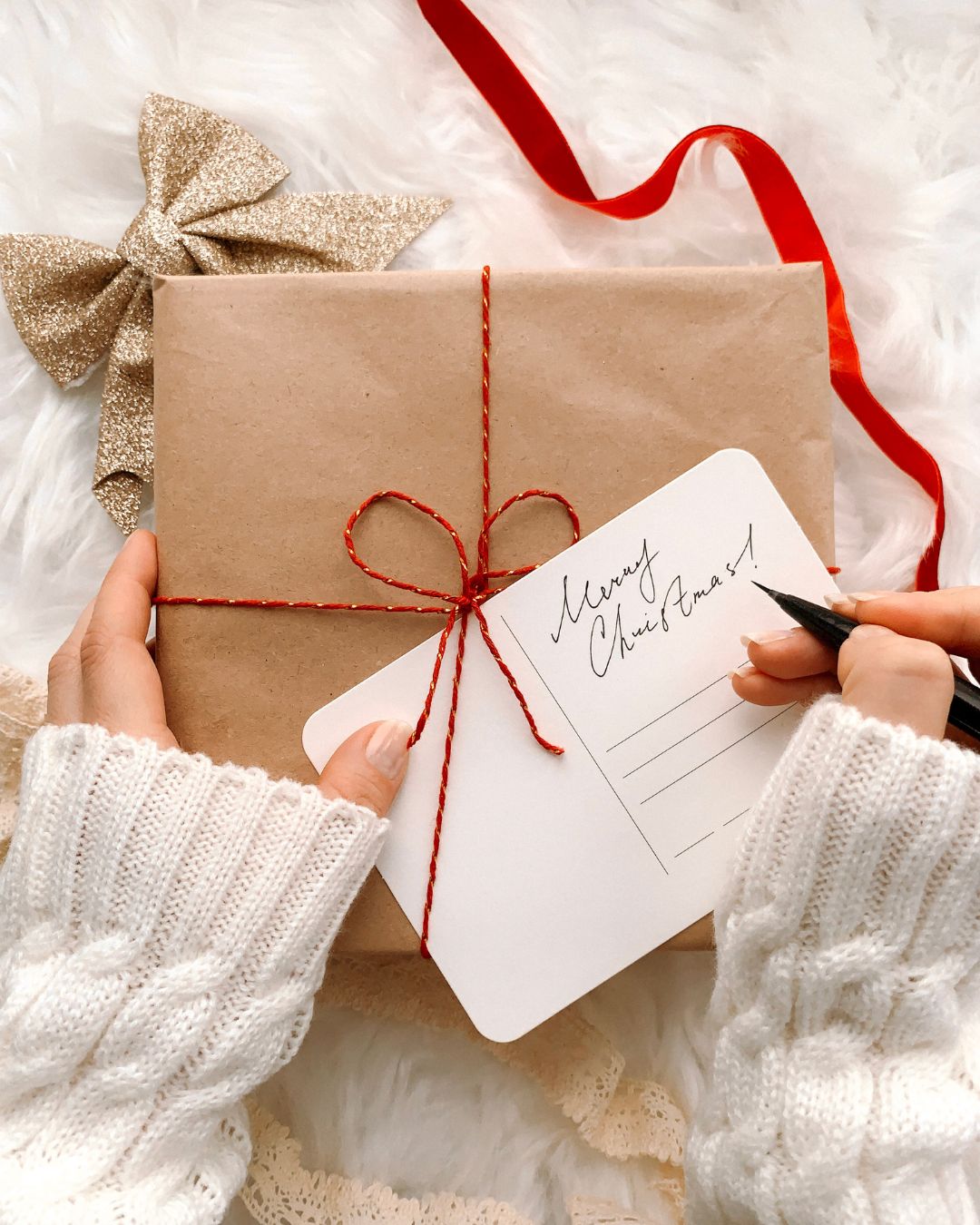 Kerstcadeau met kaart